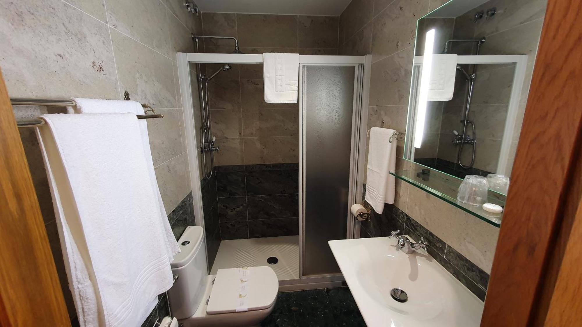 Hostal Ansonea Bera (Navarre) Quarto foto